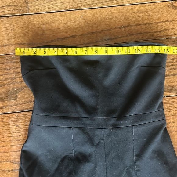 Likely Isla  Black Jumpsuit Size 4 - Picture 9 of 16